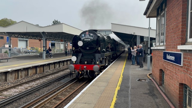 History as final steam train signalled by Farncombe, Petersfield and Haslemere signal boxes: Final steam train signalled through Haslemere signalbox
